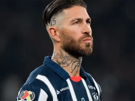 Sergio Ramos tuổi tác chỉ là con số, nhưng pha phản lưới khiến Sevilla thua Barca