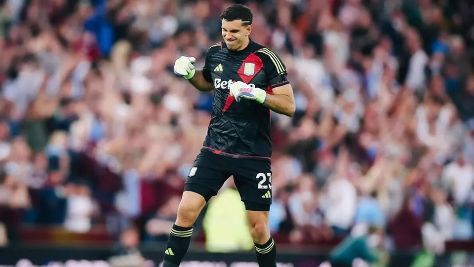 Man Utd Chiêu Mộ Emi Martinez