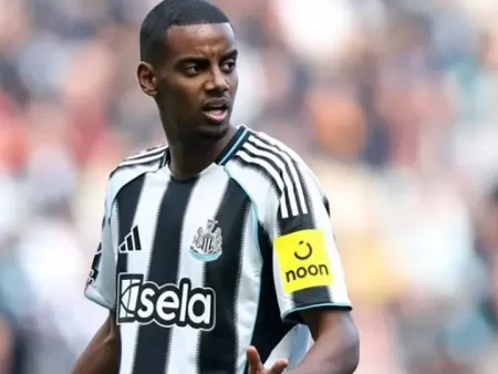 Isak đẩy Newcastle vào ngõ cụt: Cuộc khủng hoảng chuyển nhượng chưa có hồi kết