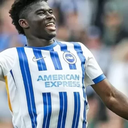 Carlos Baleba – Tân Mục Tiêu 100 Triệu Của Man Utd Gây Sốt Chuyển Nhượng