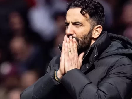 Amorim buộc phải cảnh giác MU trước “lưỡi dao” Dalot