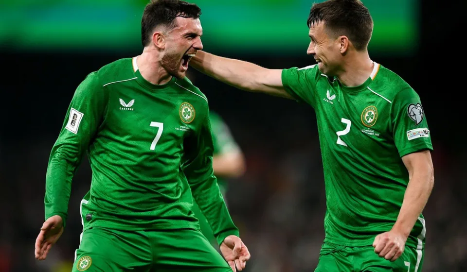 Ireland sống lại giấc mơ World Cup