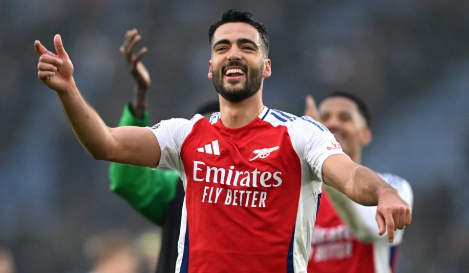 Mikel Merino số 9 Arsenal