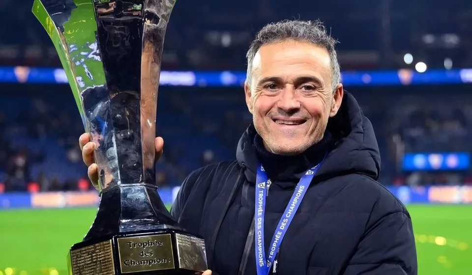 Luis Enrique từ chối Chelsea