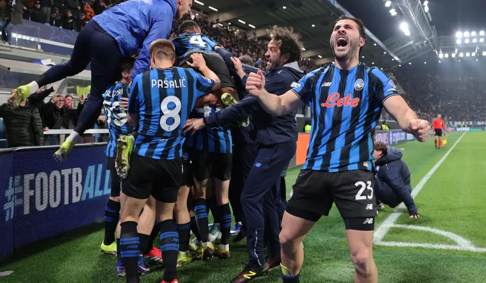 Atalanta lọt vòng 1/8 Champions League