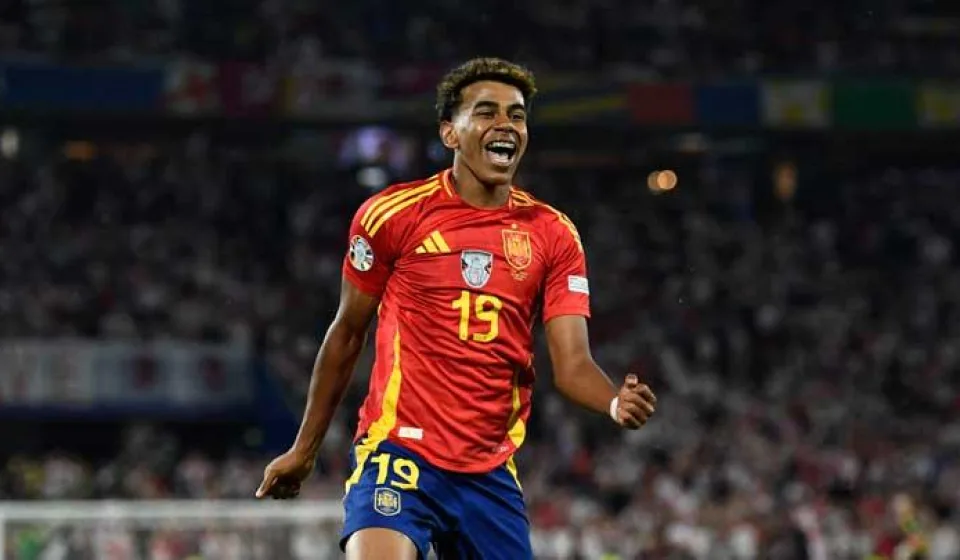 Lamine Yamal Argentina Finalissima bóng đá