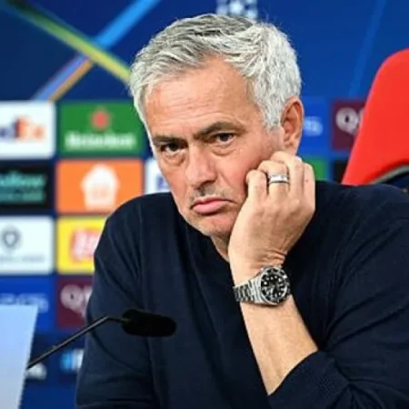 Mourinho gây tranh cãi sau Vinicius ở Champions League