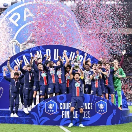 PSG Champions League áp lực lớn: Ngôi vương đang đè nặng