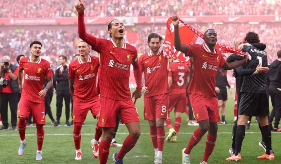 Liverpool mua cầu thủ Ngoại hạng Anh