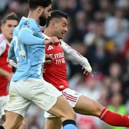Man City ngáng đường Arsenal: Vì sao được ủng hộ?