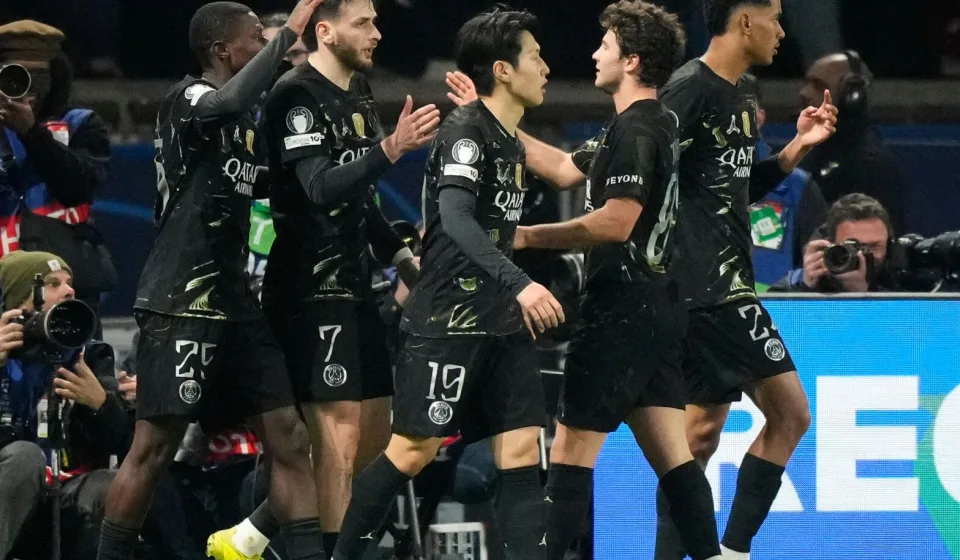 PSG đại thắng Chelsea tứ kết C1