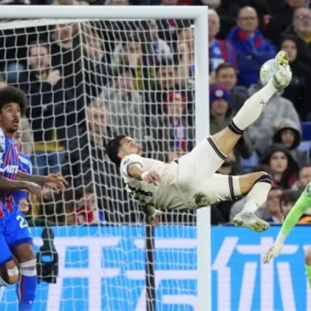 Crystal Palace West Ham Wolves xuống hạng chính thức tại Premier League