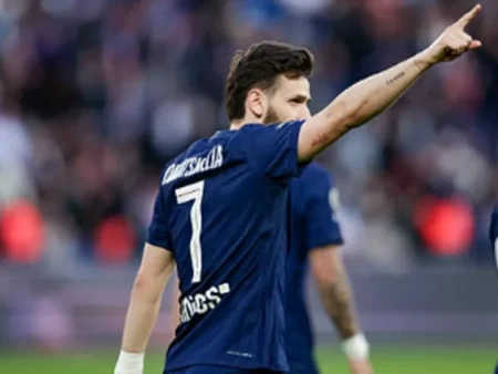 Kvaratskhelia lập cú đúp giúp PSG tiến sát ngôi vương: Cơ hội vô địch Ligue 1 rộng mở