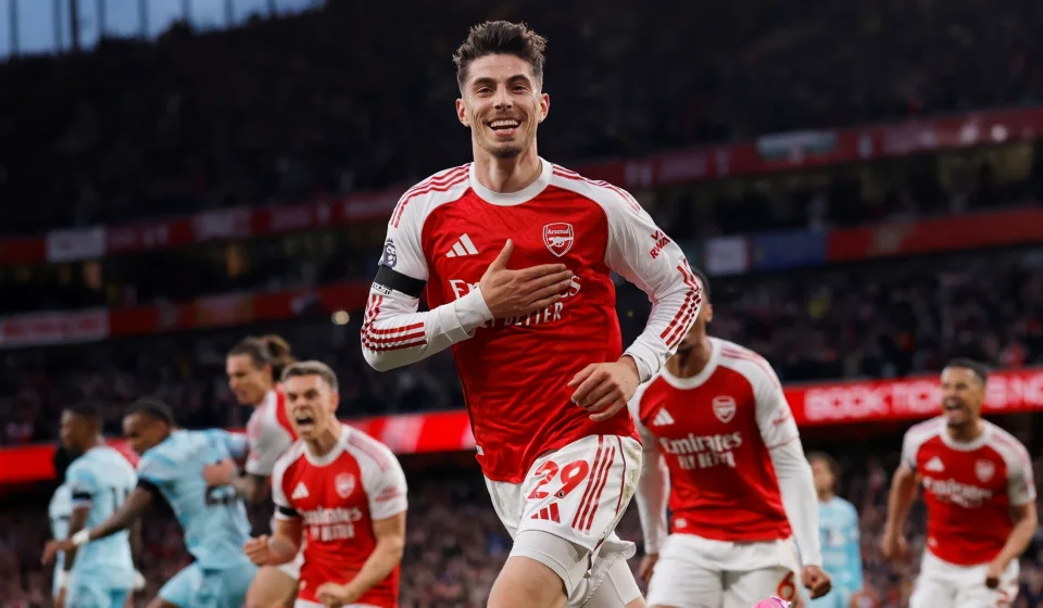 Arsenal thắng kiểu Mourinho