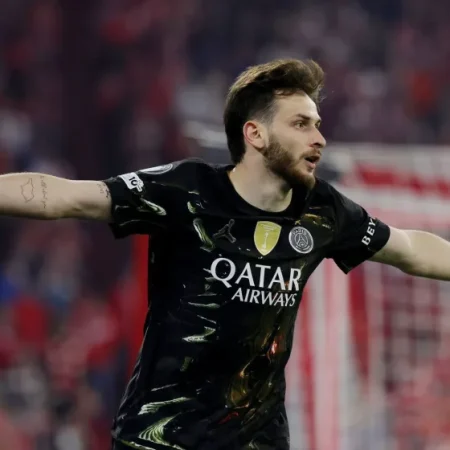Kvaratskhelia Lập Kỷ Lục C1, Đưa PSG Tiến Gần Chung Kết Champions League