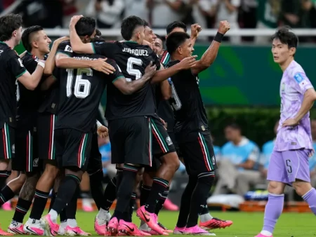 Mexico hạ Hàn Quốc 1-0, giành vé sớm vào vòng knock-out World Cup 2026
