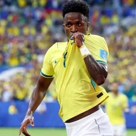 Neymar trở lại Brazil 2026: Bật khóc trong ngày tái xuất sau 981 ngày chờ đợi