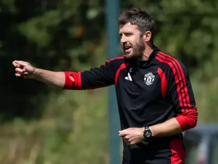 3 Món Quà Sinh Nhật INEOS Cần Trao Cho Michael Carrick Để Đưa MU Trở Lại Đỉnh Cao
