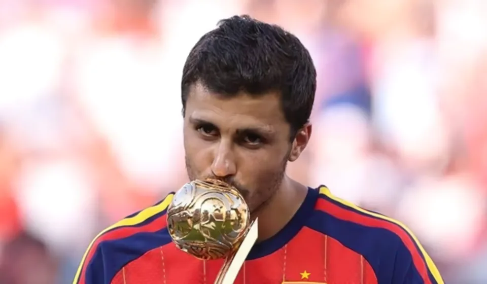 Rodri Quả Bóng Vàng 2026