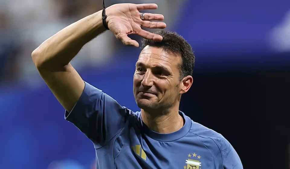 Scaloni phơi bày sai lầm Tuchel